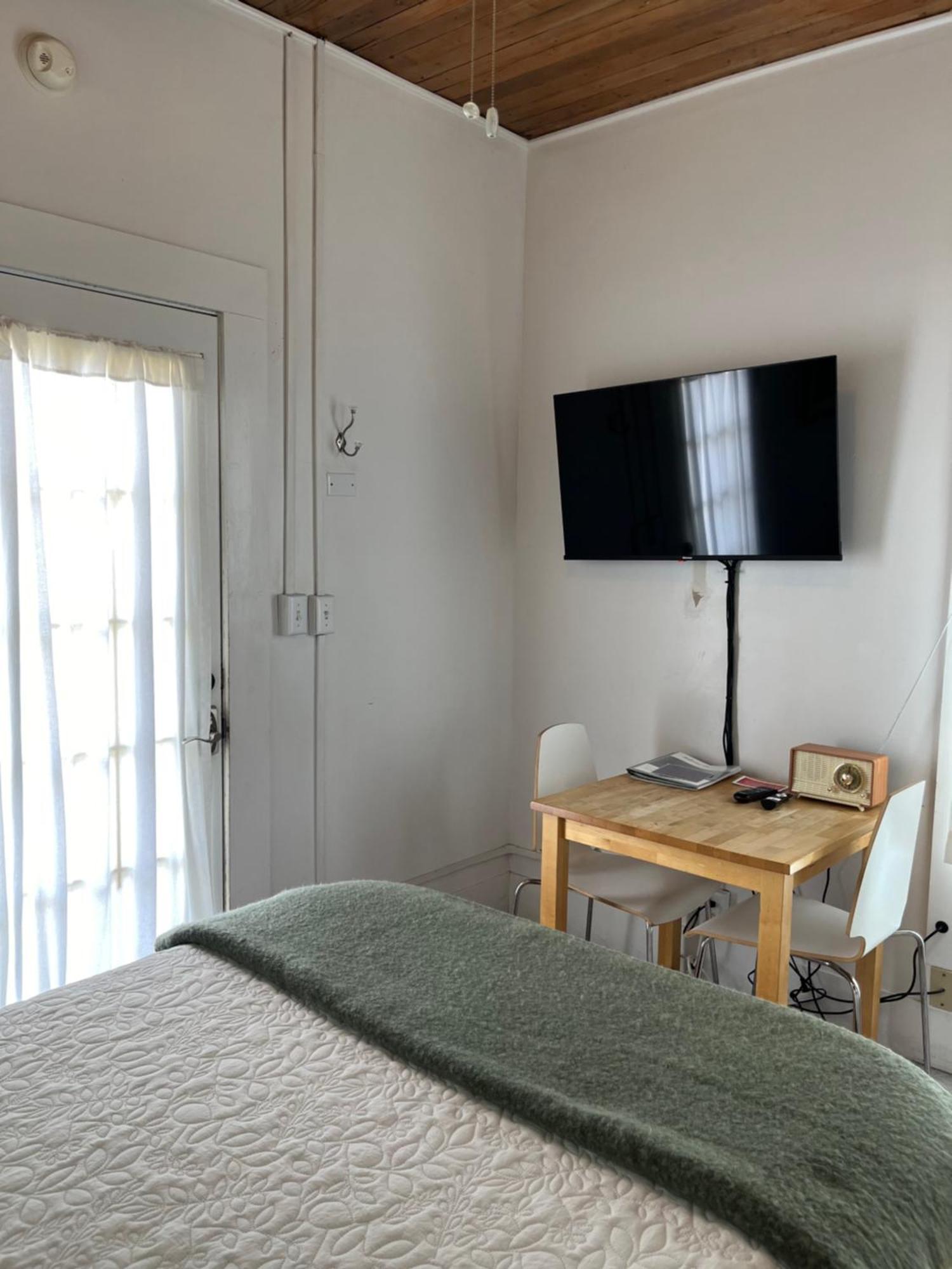 Dragonfly Cottage 1 Of 5 Listings Downtown 阿尔派恩 外观 照片
